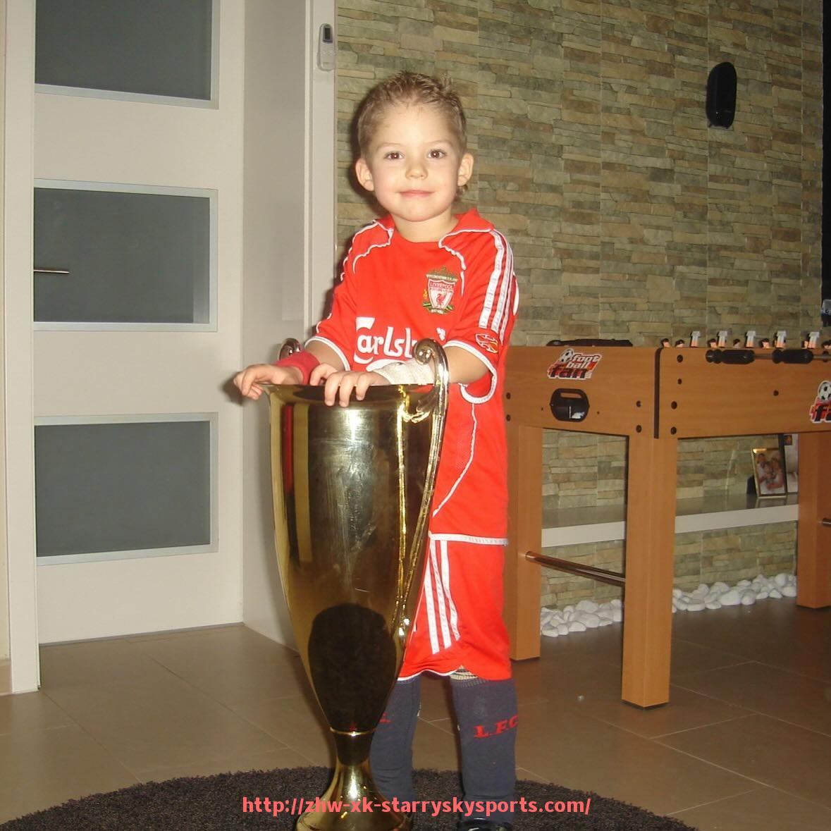 星空体育-世俱杯比赛暂停恢复技术标准制定及执行保障措施