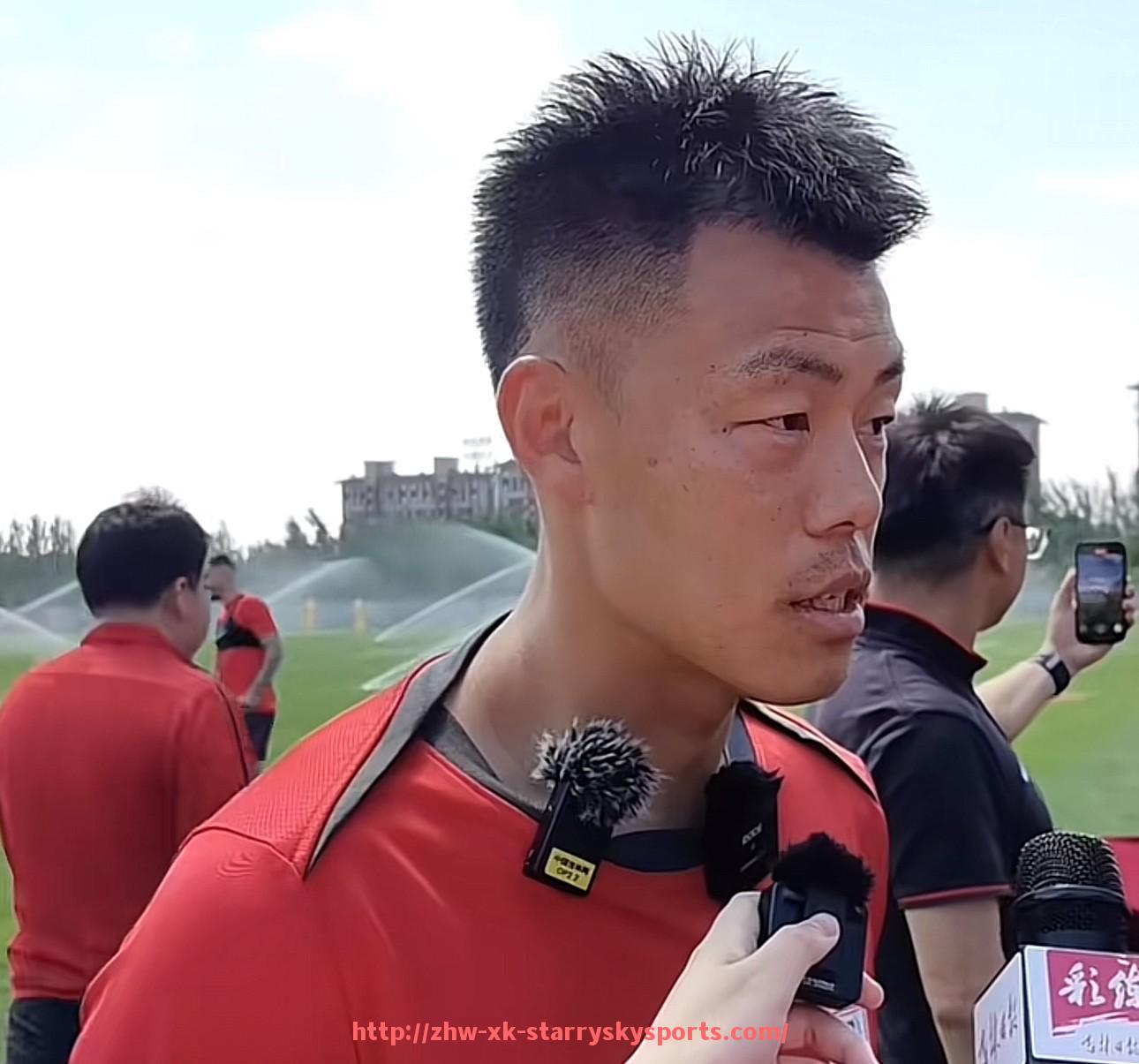 星空体育-2017年英超各球队球衣品牌及配色方案